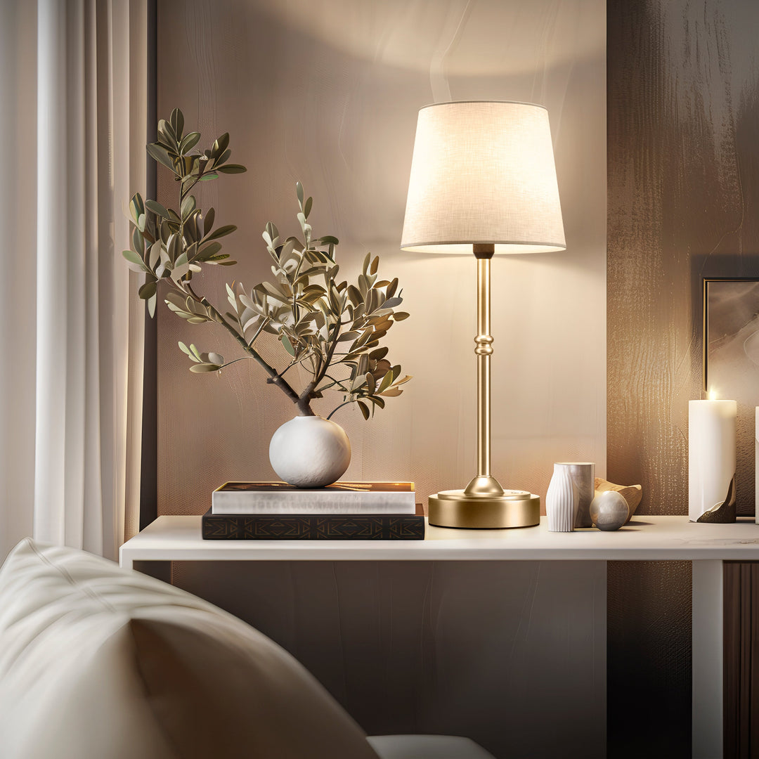 Lunara Table Lamp